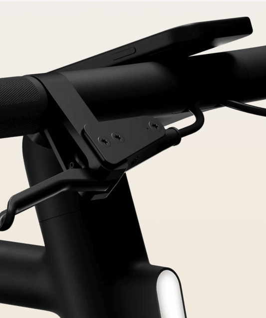 Cowboy Classic Amsterdam stuur met smartphonehouder en zwart aluminium ontwerp
