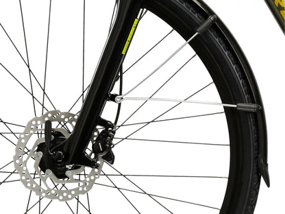 Detail van de KROSS Sentio 4.0 trekkingfiets met schijfrem en voorwiel.
