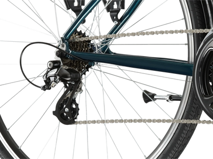 Detailopname van de achterste derailleurs en versnellingen van de KR Sentio 2.0 U 28 M fiets.