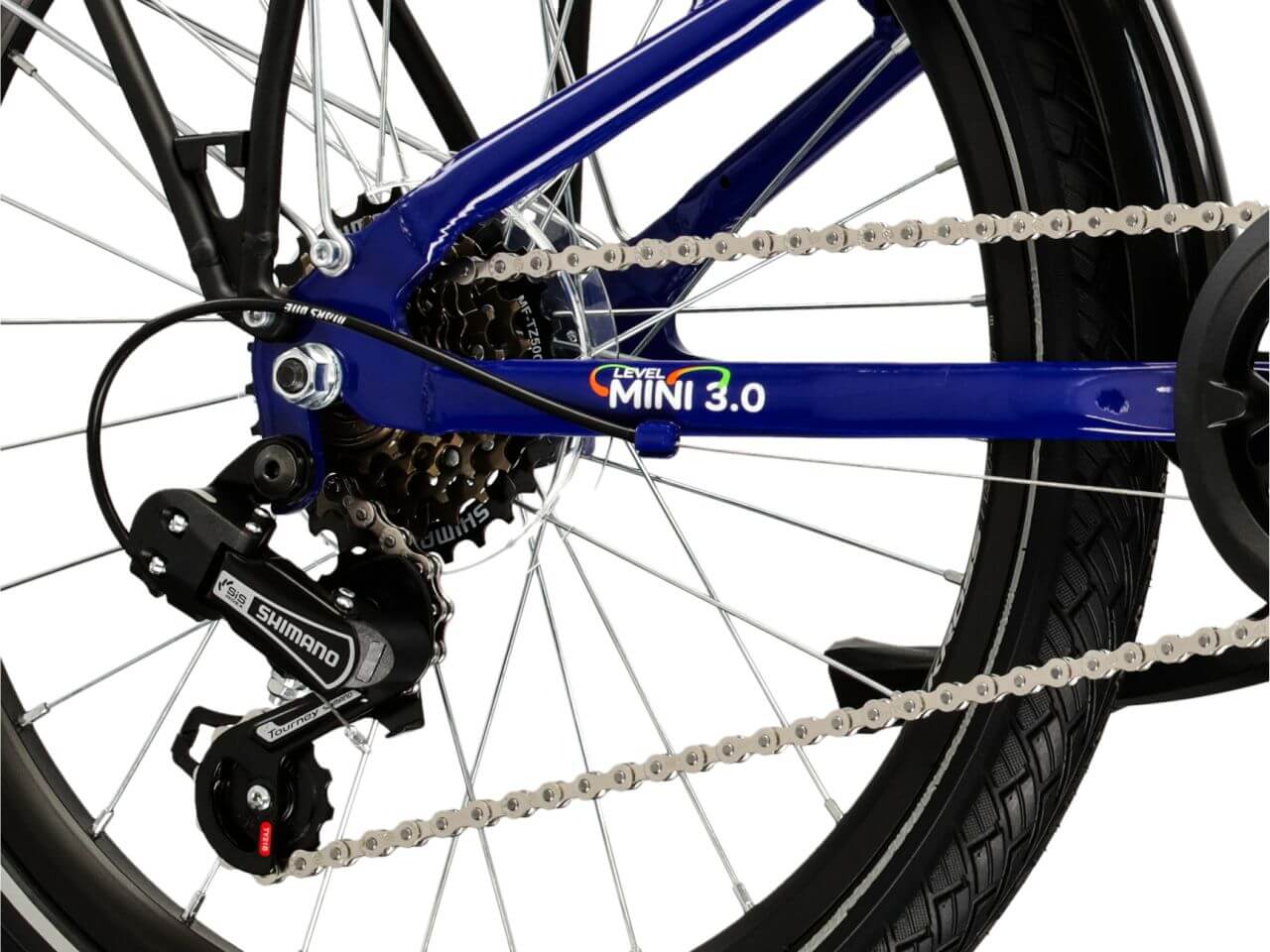 KR LEVEL MINI 3.0 EQ M met Shimano derailleur en ketting, close-up van de achterzijde van de fiets.