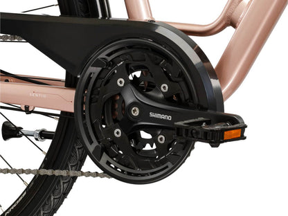 Afbeelding van de KROSS Sentio 4.0 trekkingfiets met Shimano trapas en crankstel.