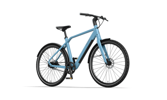 Blauwe fiets met een modern ontwerp, ideaal voor stedelijke ritten en dagelijks gebruik.