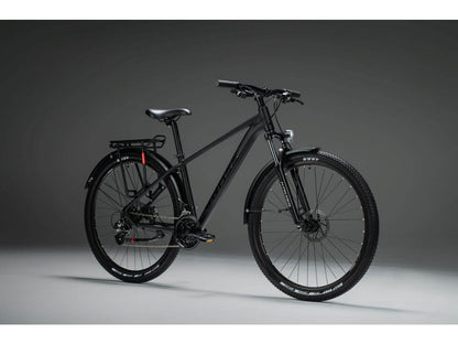 KROSS Hexagon X200 EQ mountainbike in zwart, met een stevig frame en geveerde voorvork.