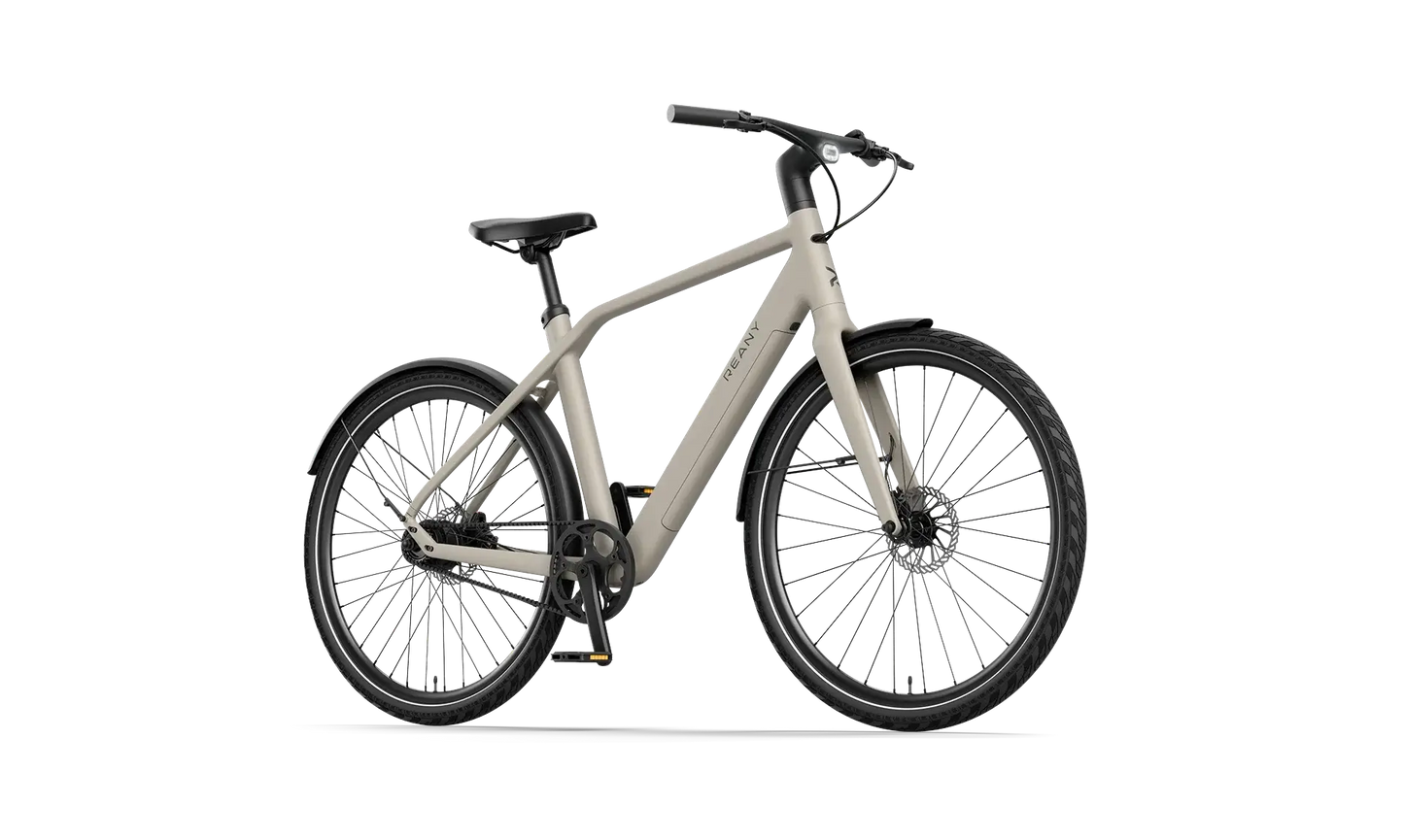 Moderne fiets in beige met dikke wielen en een strak ontwerp, ideaal voor stadsritten.