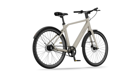 Reany N1 PRO ultralight carbon bike with Gates Carbon belt drive and hydraulic Magura disc brakes.