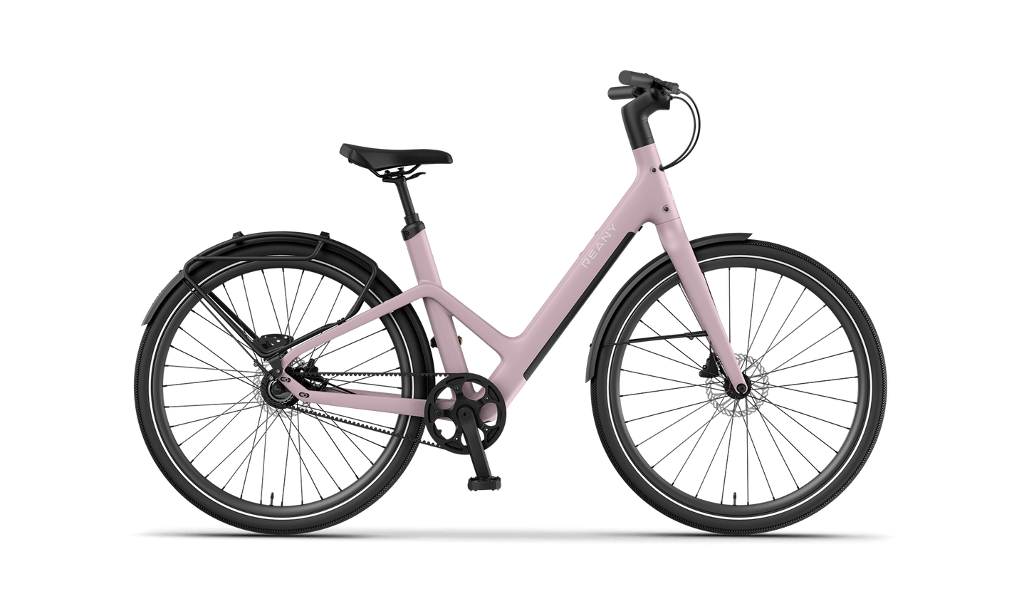 W1 GT avontuur e-bike in een stijlvolle roze kleur met een modern ontwerp en stevige wielen.